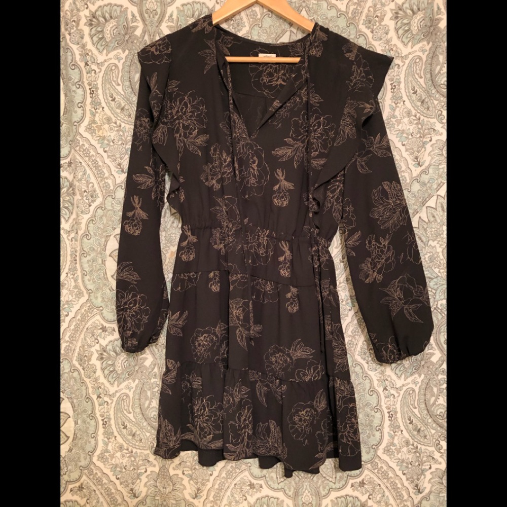 Sold - Wilfred Aritzia Dress